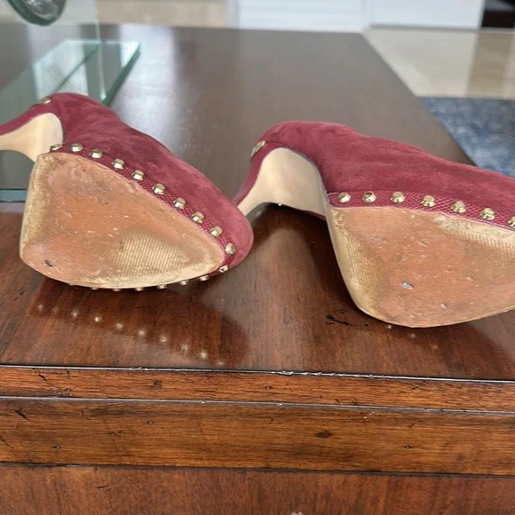 Michael Kors burgundy suede gold studded pumps - Picture 5 of 6